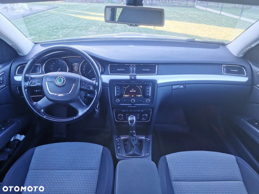 Skoda Superb 1.6 TDI Ambition Greenline - 11