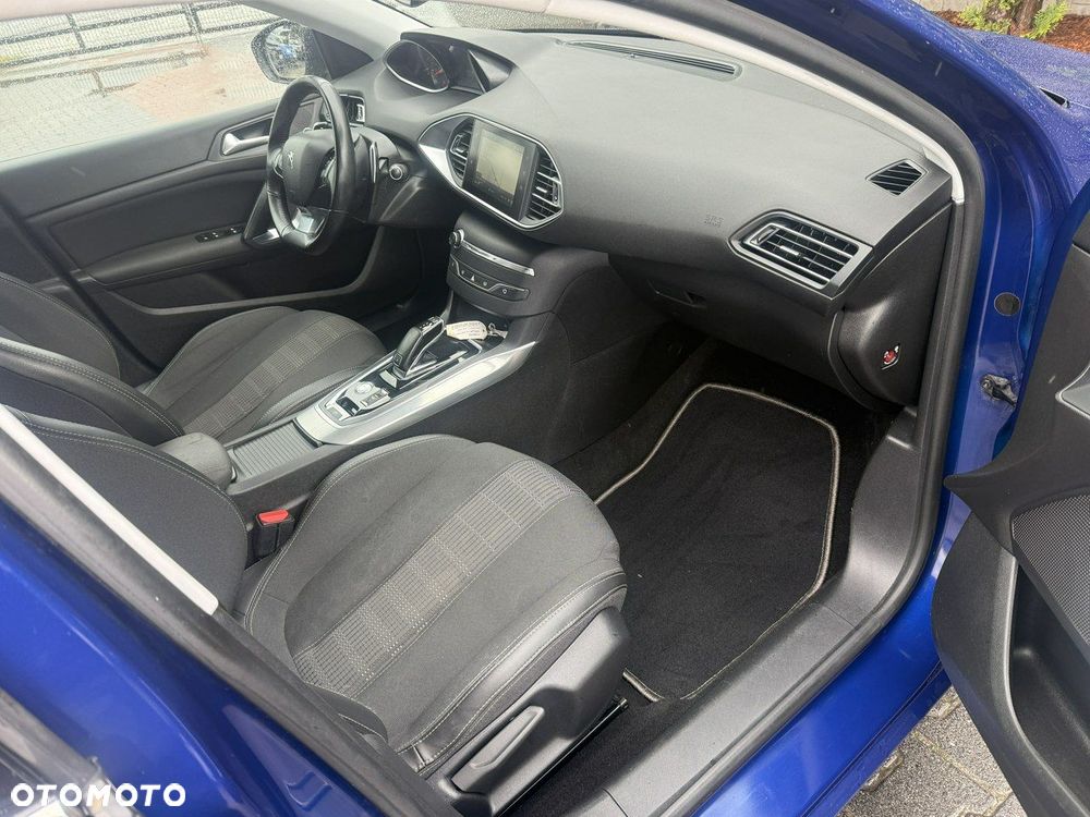 Peugeot 308 - 9