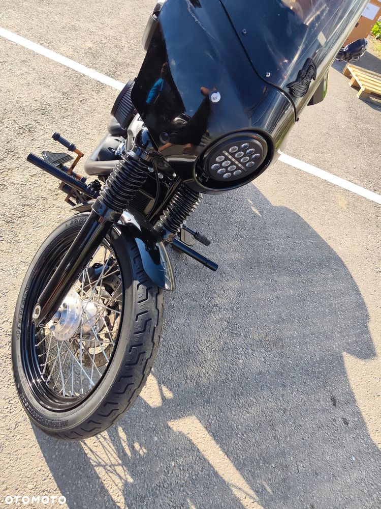 Harley-Davidson Softail Street Bob - 12