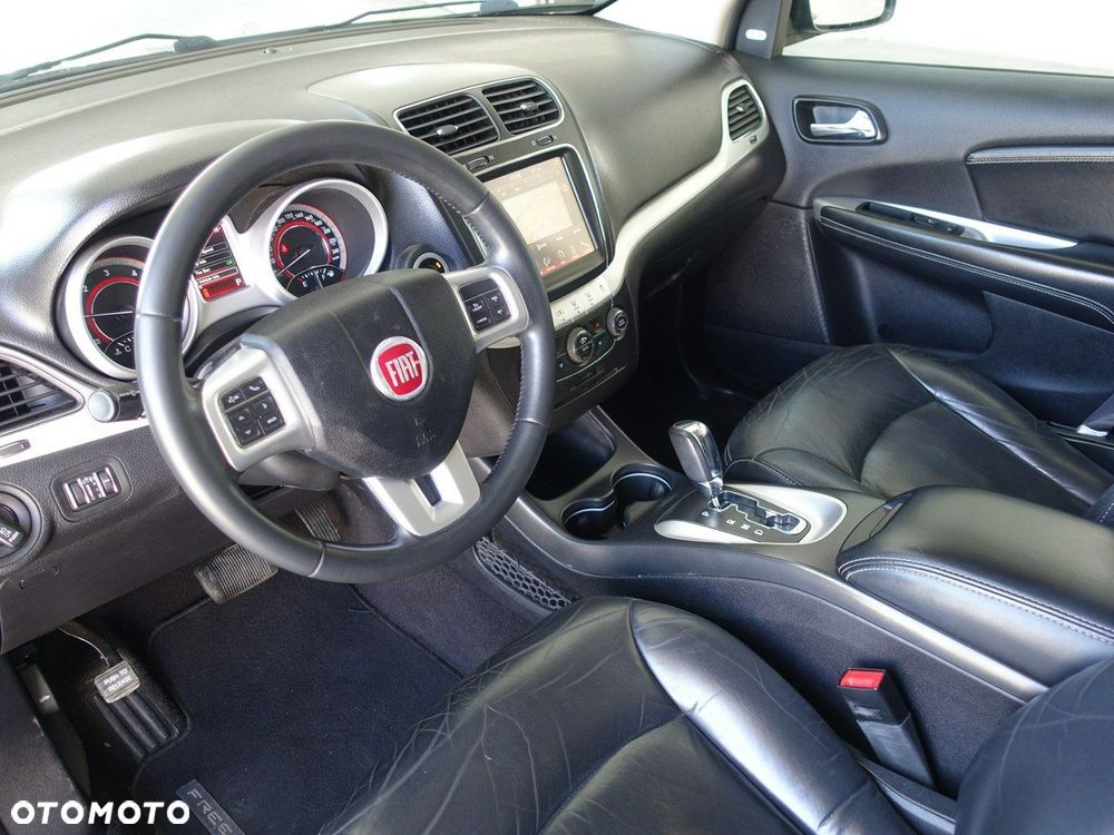Fiat Freemont 2.0 Multijet Lounge AWD - 13