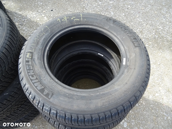 Opony Michelin komplet 215/70 R16 1913