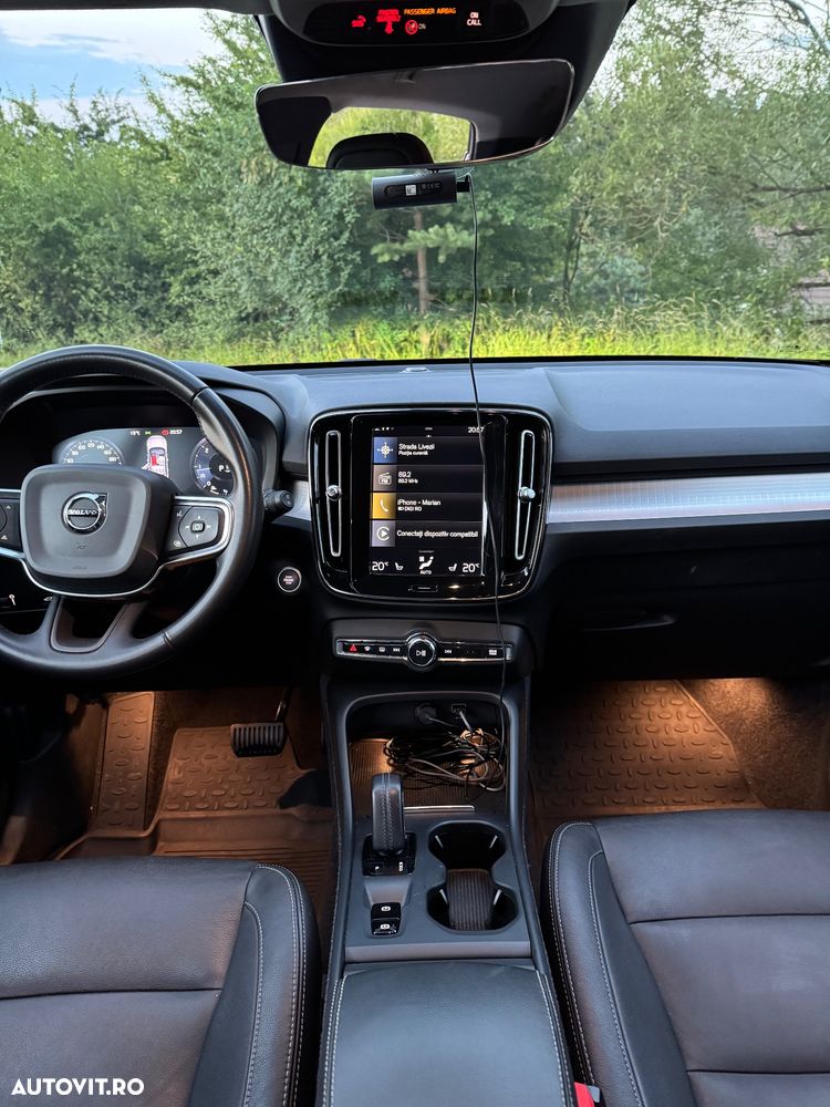Volvo XC 40 D4 AWD Geartronic Momentum - 10
