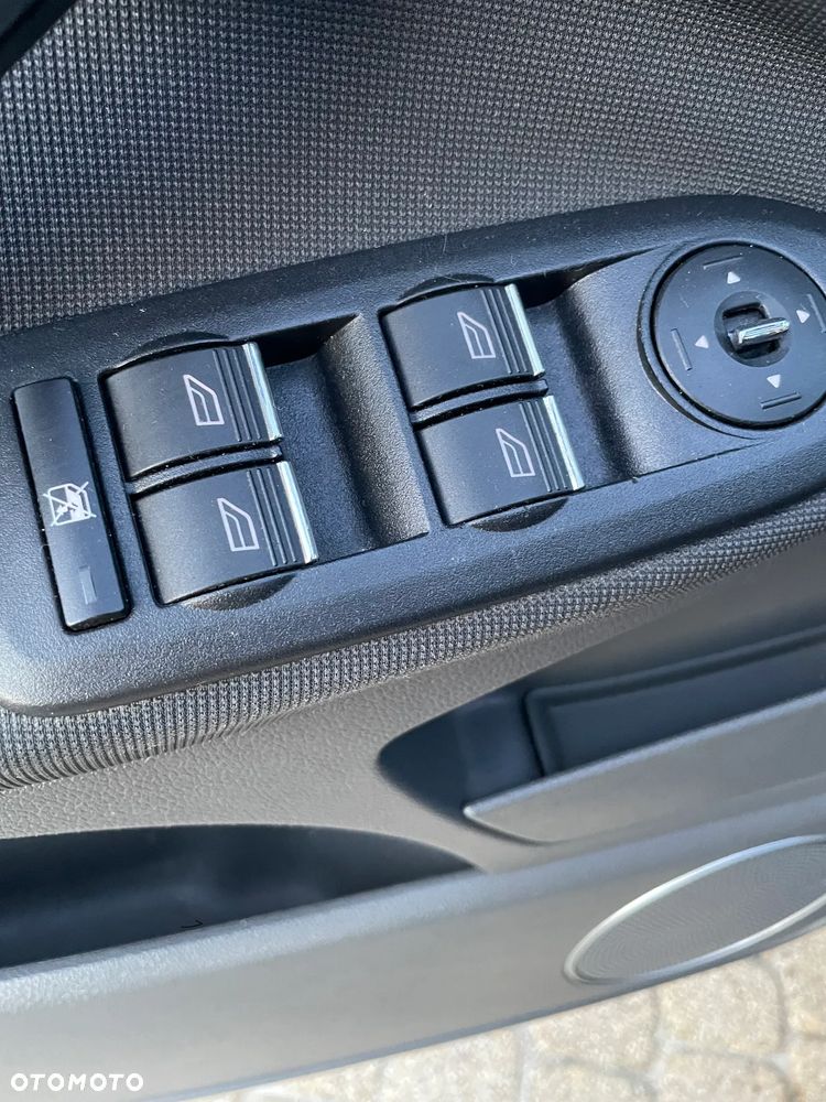 Ford C-MAX 1.8 Style - 15