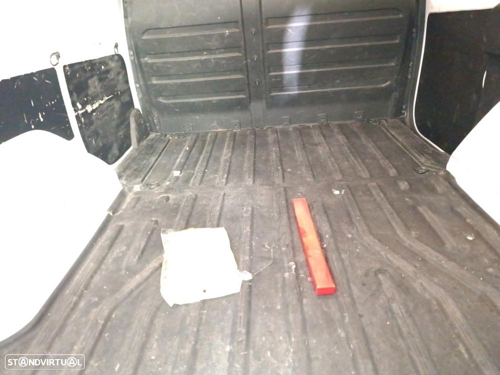 Renault KANGOO VAN - 11