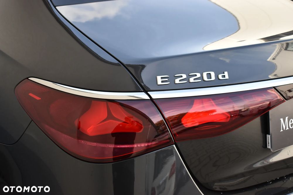 Mercedes-Benz Klasa E - 8