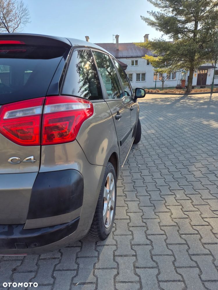 Citroën C4 Picasso 1.8i X - 9