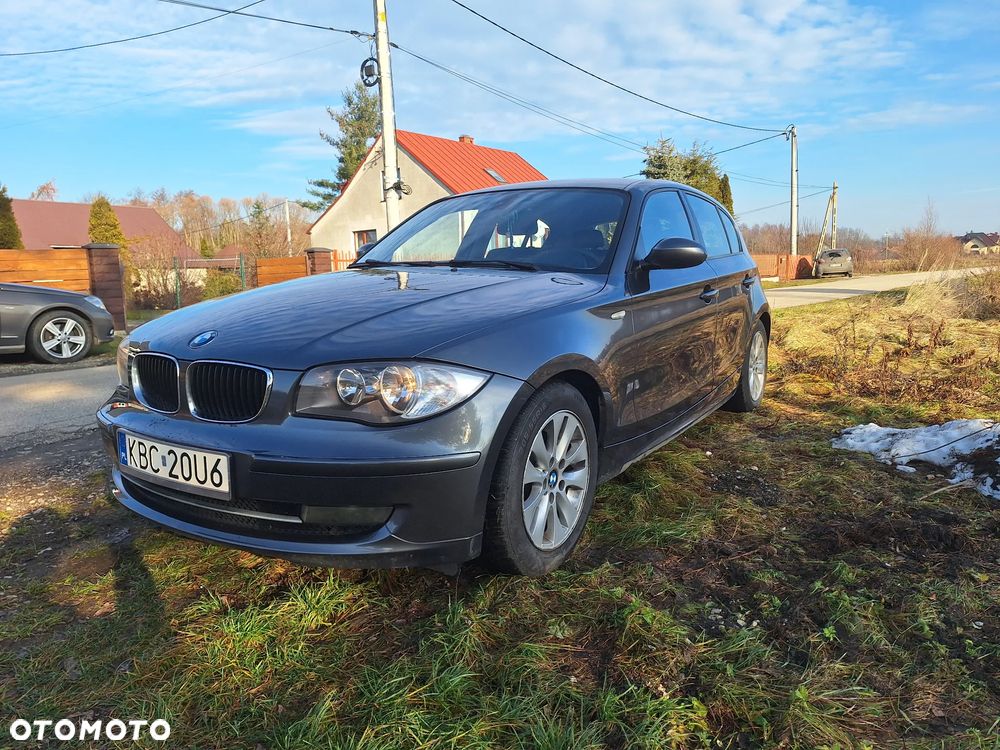 BMW Seria 1 120d DPF - 7