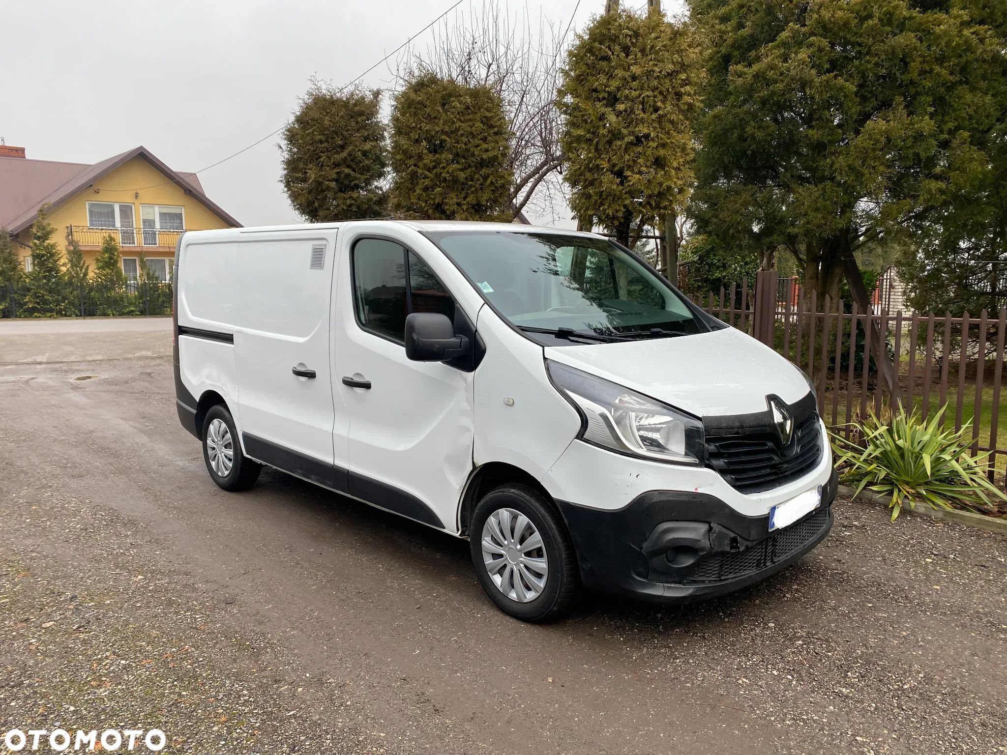 Renault Trafic - 1