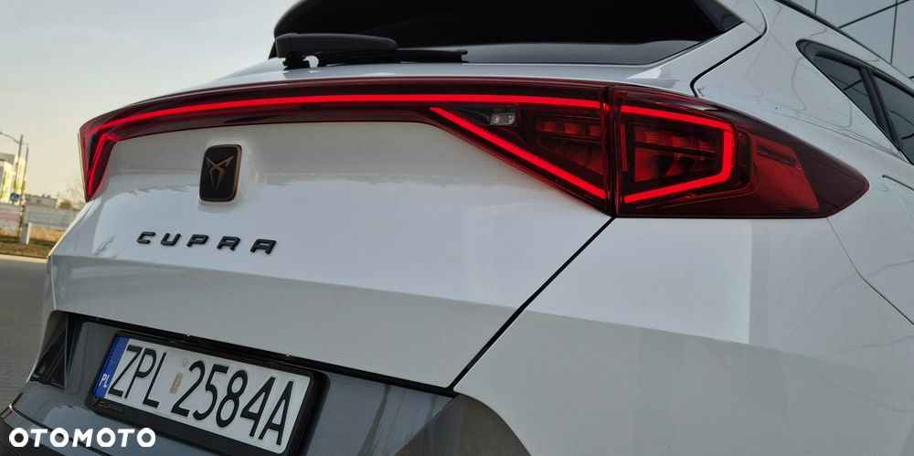 Cupra Formentor 1.4 e-Hybrid DSG Priority - 23