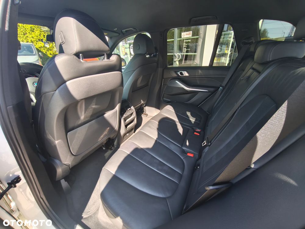 BMW X5 xDrive25d - 9
