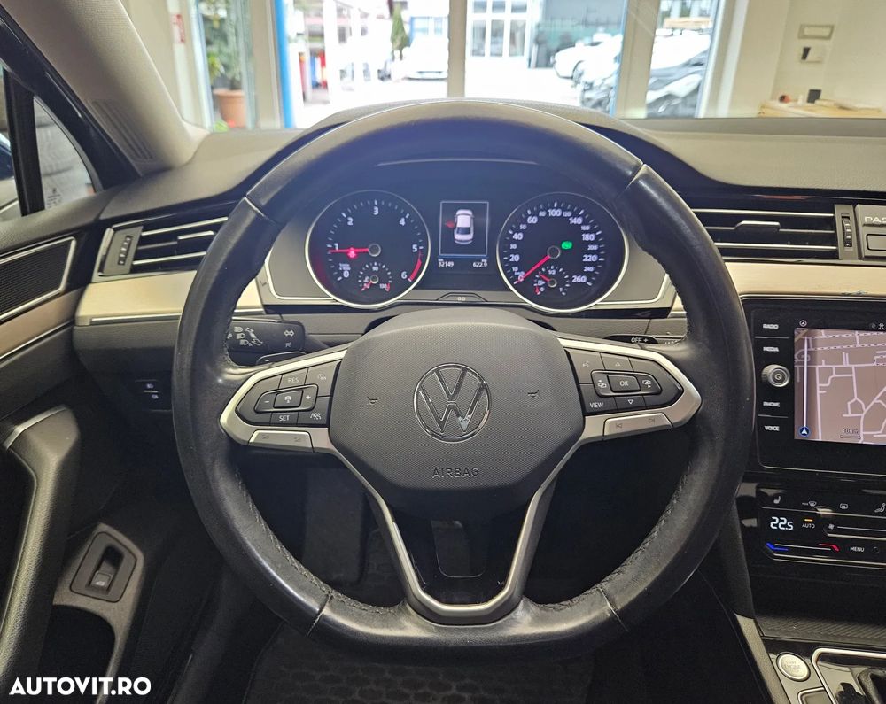 Volkswagen Passat 2.0 TDI DSG Highline - 19