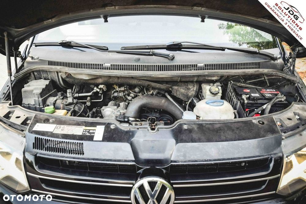 Volkswagen Caravelle - 34