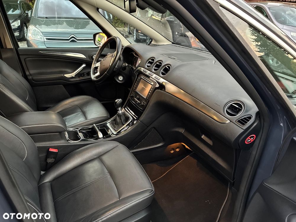 Ford S-Max 2.0 TDCi Titanium - 15