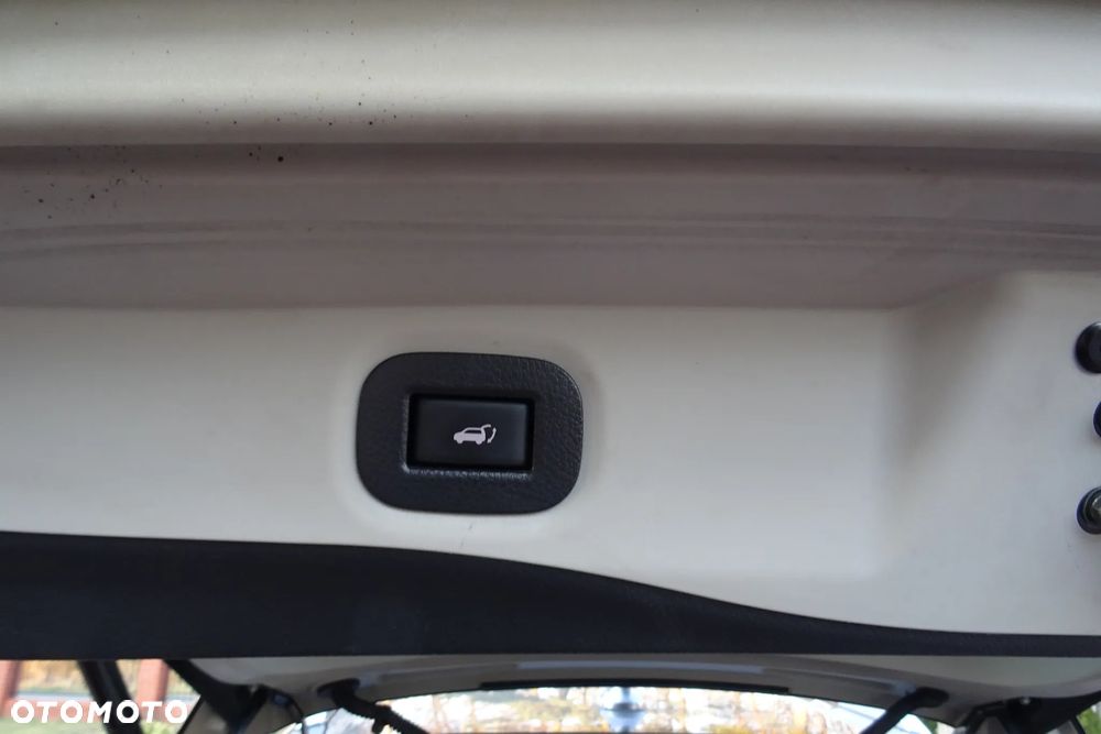 Nissan X-Trail 1.7 dCi Xtronic Tekna - 32