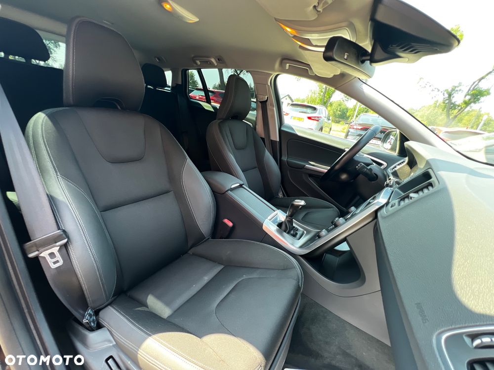 Volvo V60 D4 - 27
