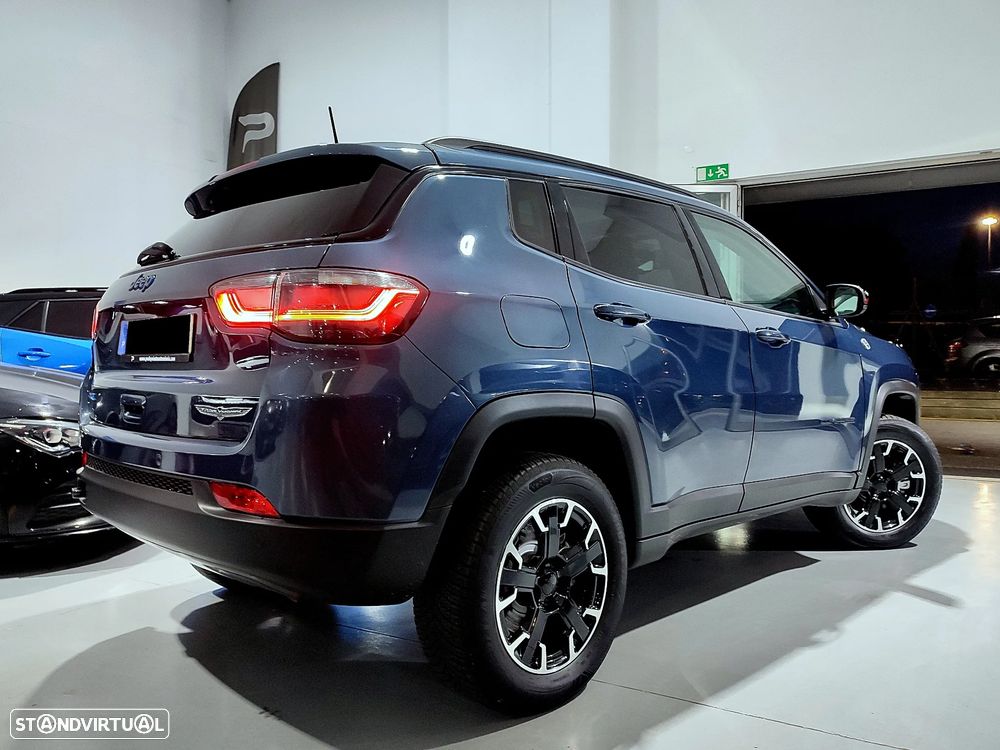 Jeep Compass 1.3 TG Trailhawk - 4