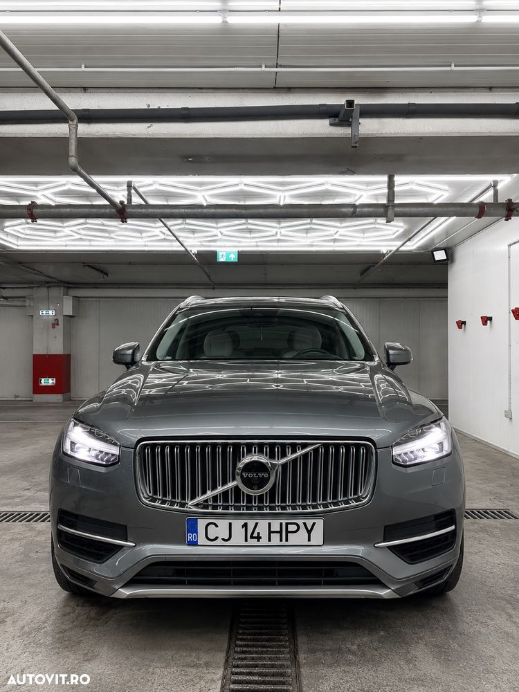 Volvo XC 90 - 1