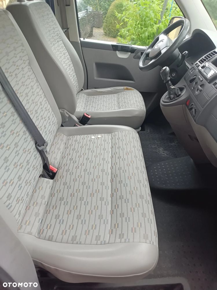 Volkswagen Transporter T5 TDI L2H1 - 5