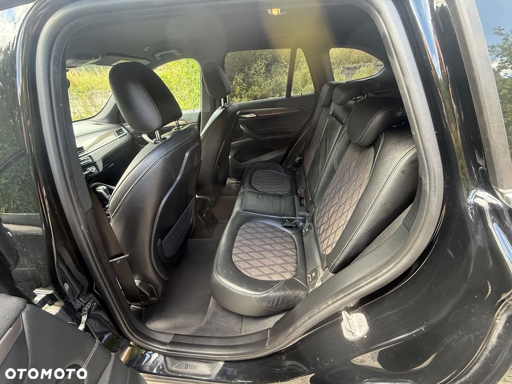 BMW X1 sDrive18d - 8