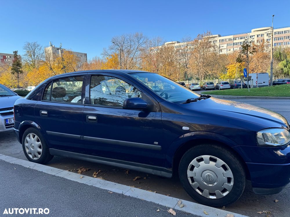 Opel Astra - 1