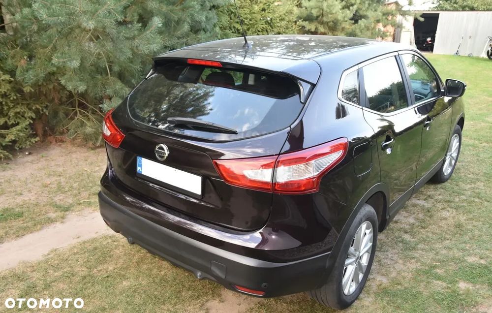 Nissan Qashqai 2015 photo 2