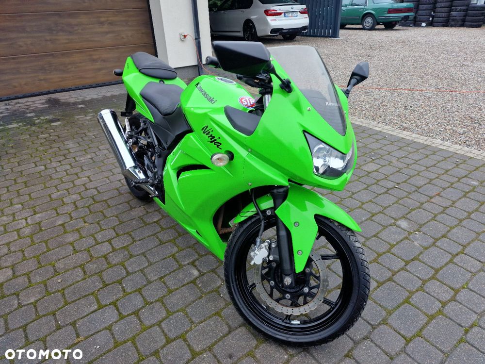 Kawasaki Ninja 250R - 13