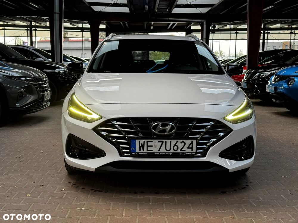 Hyundai i30 1.5 T-GDI 48V Smart - 2