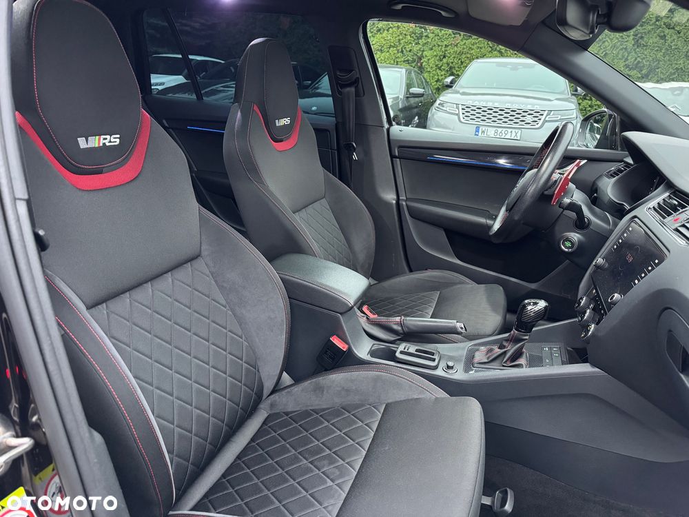 Skoda Octavia Combi 2.0 TSI DSG RS First Edition - 12