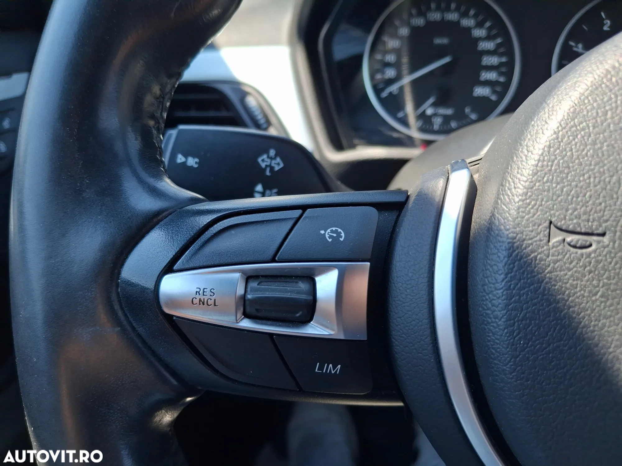 BMW X1 - 15