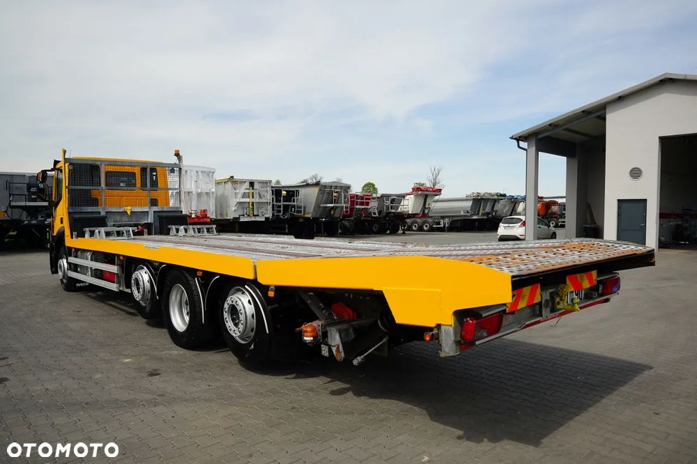 Iveco STRALIS 420 / 8X4 / LAWETA / PLATFORMA 10 M / NAJAZDY HYDRAULICZNE / 2 OSIE PODNOSZONE I SKRĘTNE / CAŁA NA PODUSZKACH / KAMERA / - 13