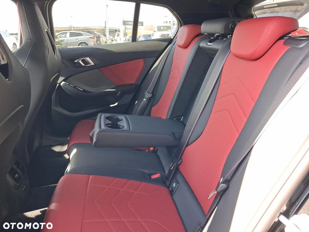 BMW Seria 1 - 16
