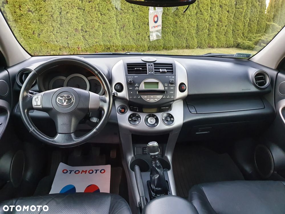 Toyota RAV4 2.2 D-4D Sol 180 - 9