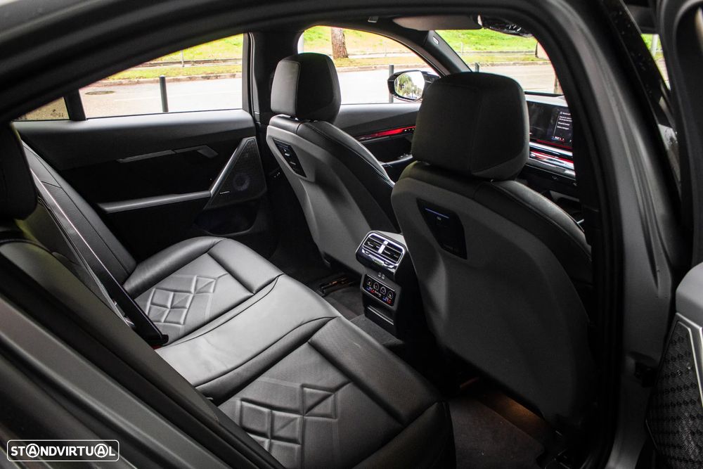 BMW i5 M60 xDrive Pack Desportivo M Pro - 43