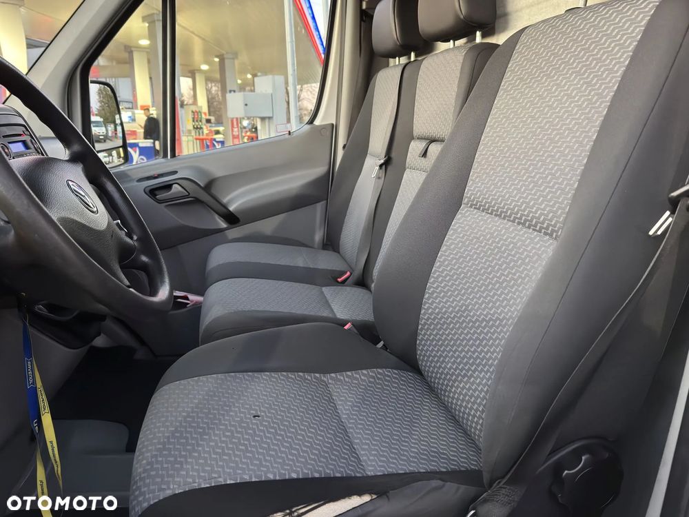 Volkswagen CRAFTER L2H2 - 18