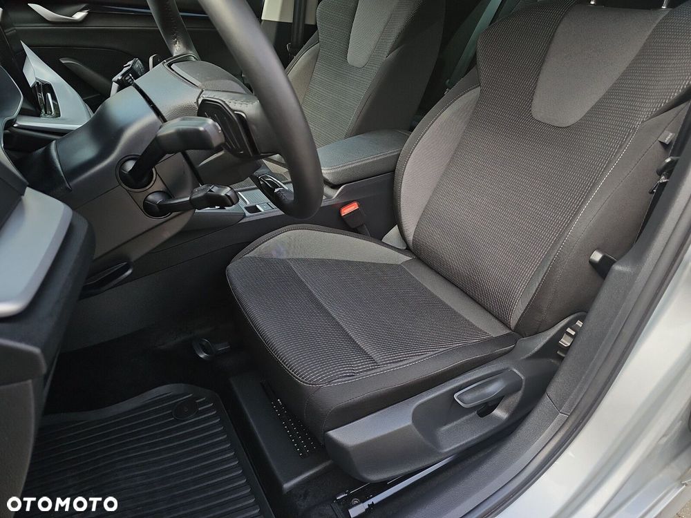 Skoda Octavia 1.5 TSI mHEV Selection DSG - 13