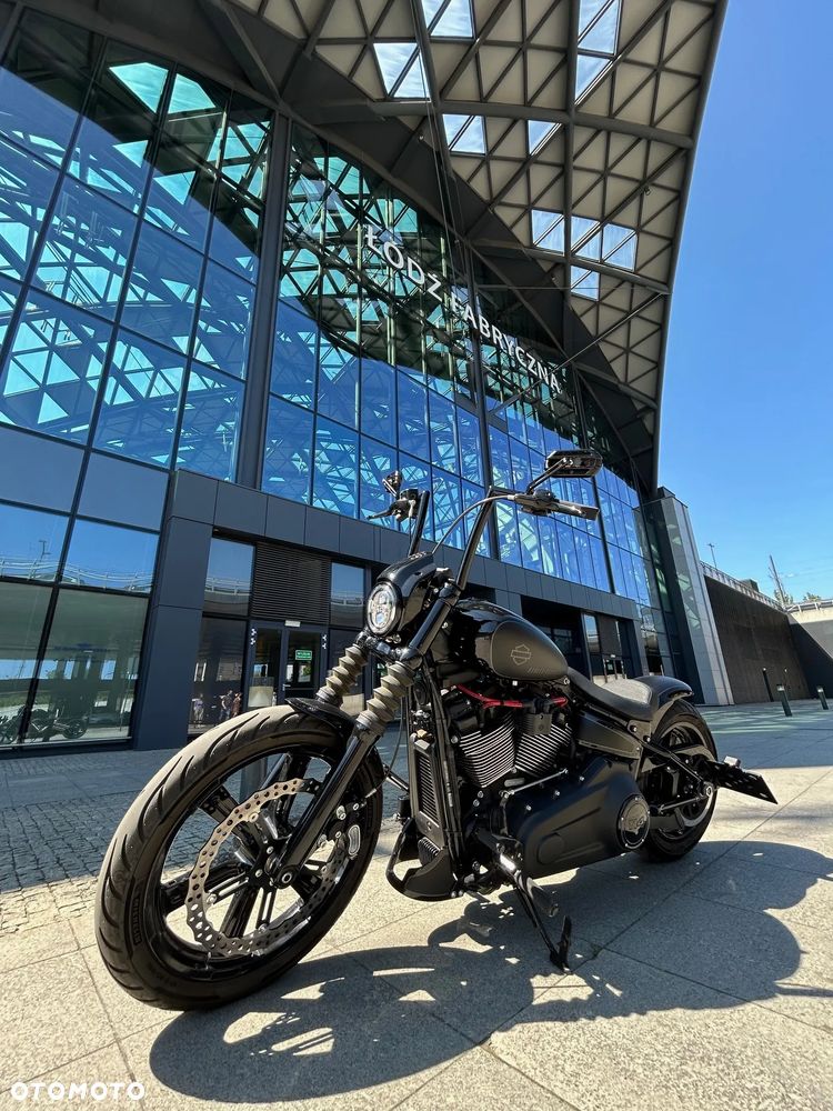 Harley-Davidson Softail Street Bob - 3