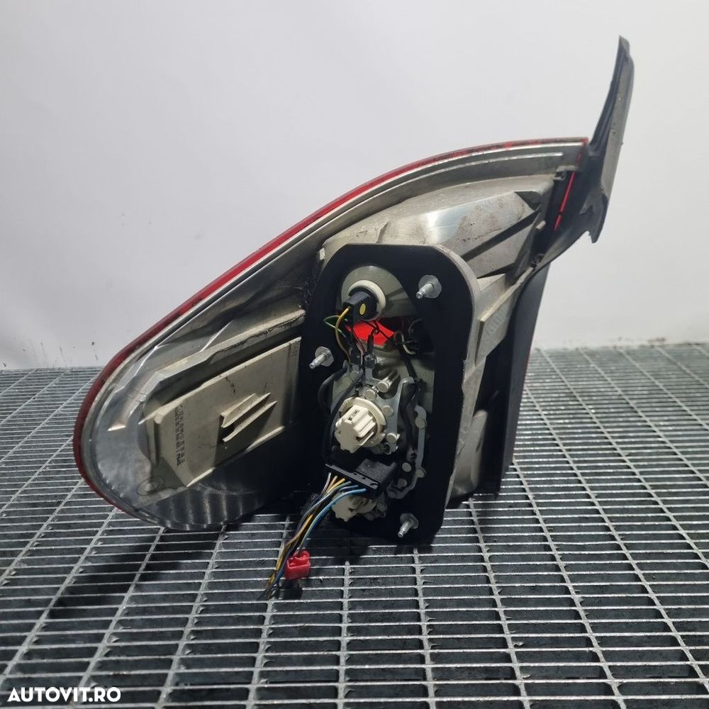 Stop Dreapta BMW X5 E70 2007 - 2010 SUV 4 Usi (1443) Cu led - 2