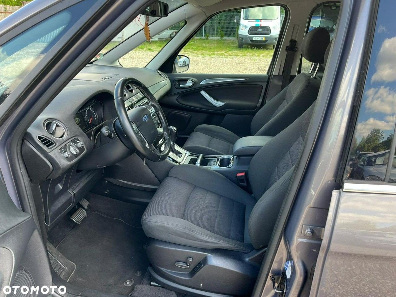 Ford Galaxy - 13