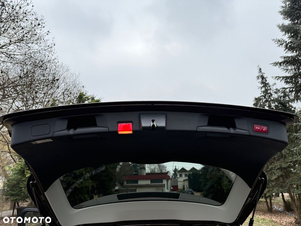 Mercedes-Benz Klasa C 350 e 7G-TRONIC AMG Line - 19