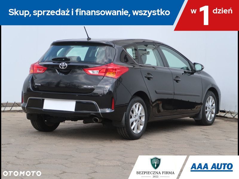 Toyota Auris - 7