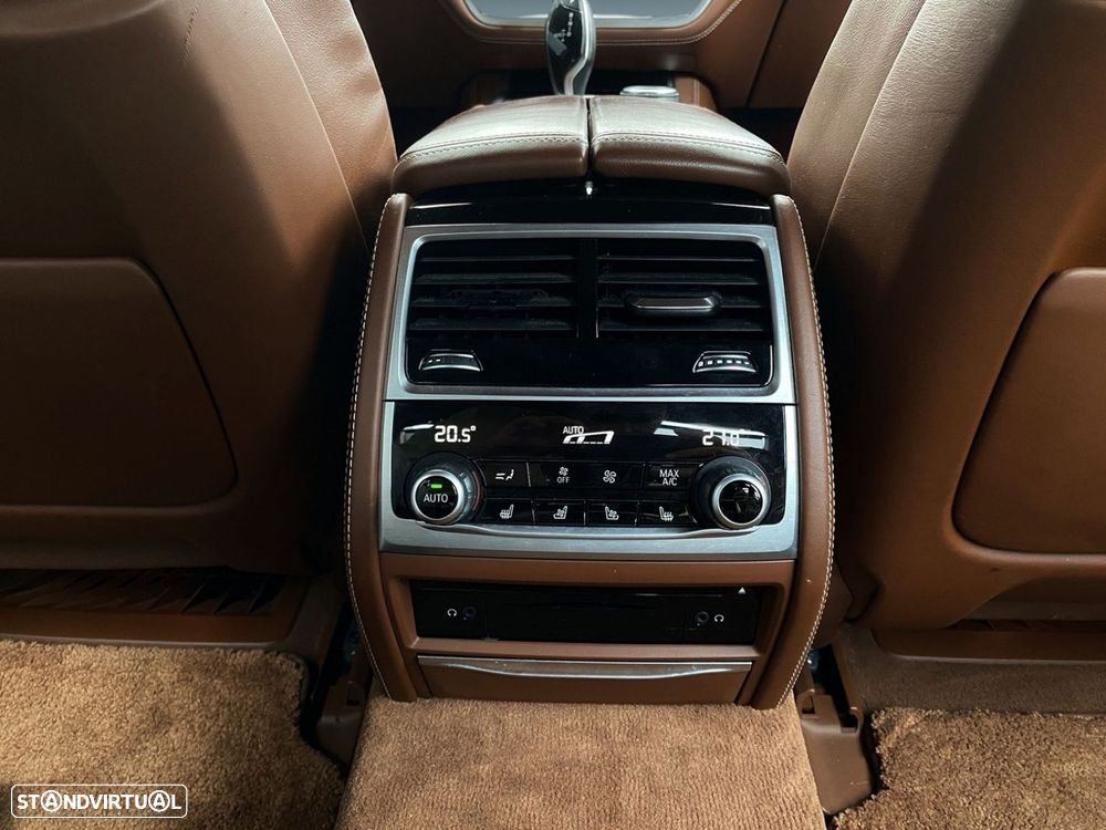 BMW 740 Le iPerformance Pack M - 26