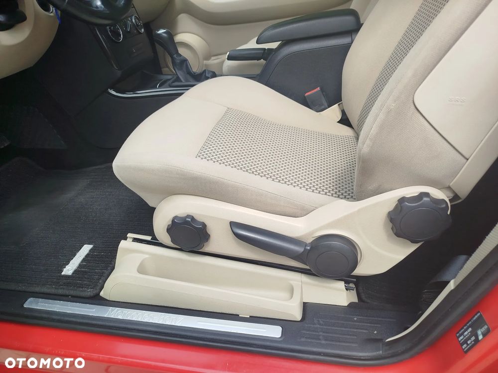 Mercedes-Benz Klasa A 150 Classic - 24