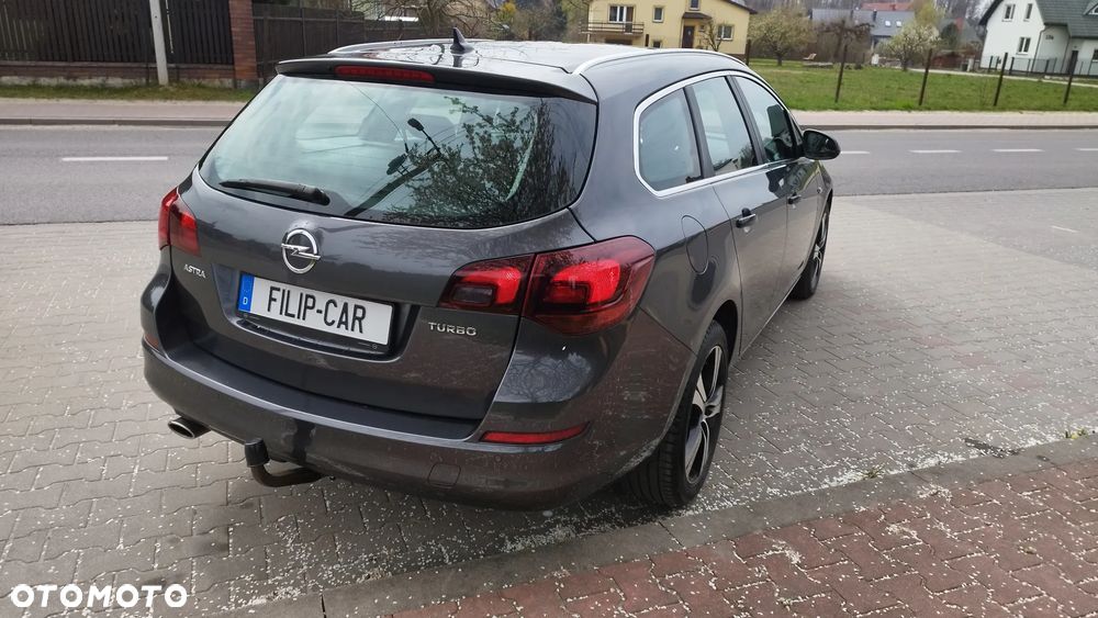 Opel Astra 1.4 Turbo Cosmo - 18