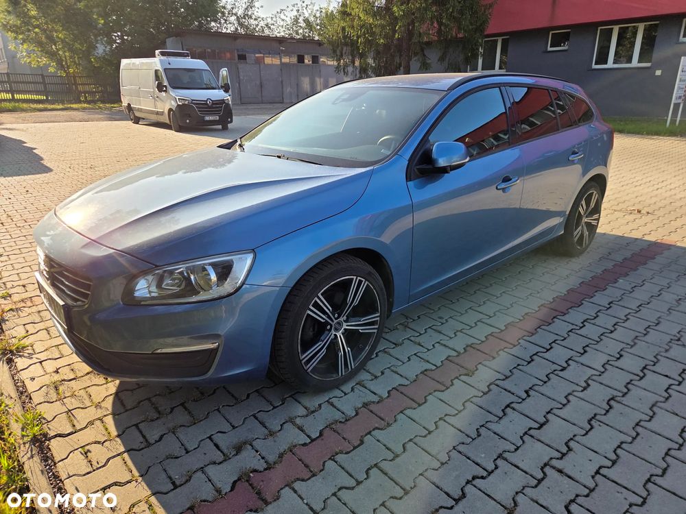 Volvo V60 D3 Momentum - 3