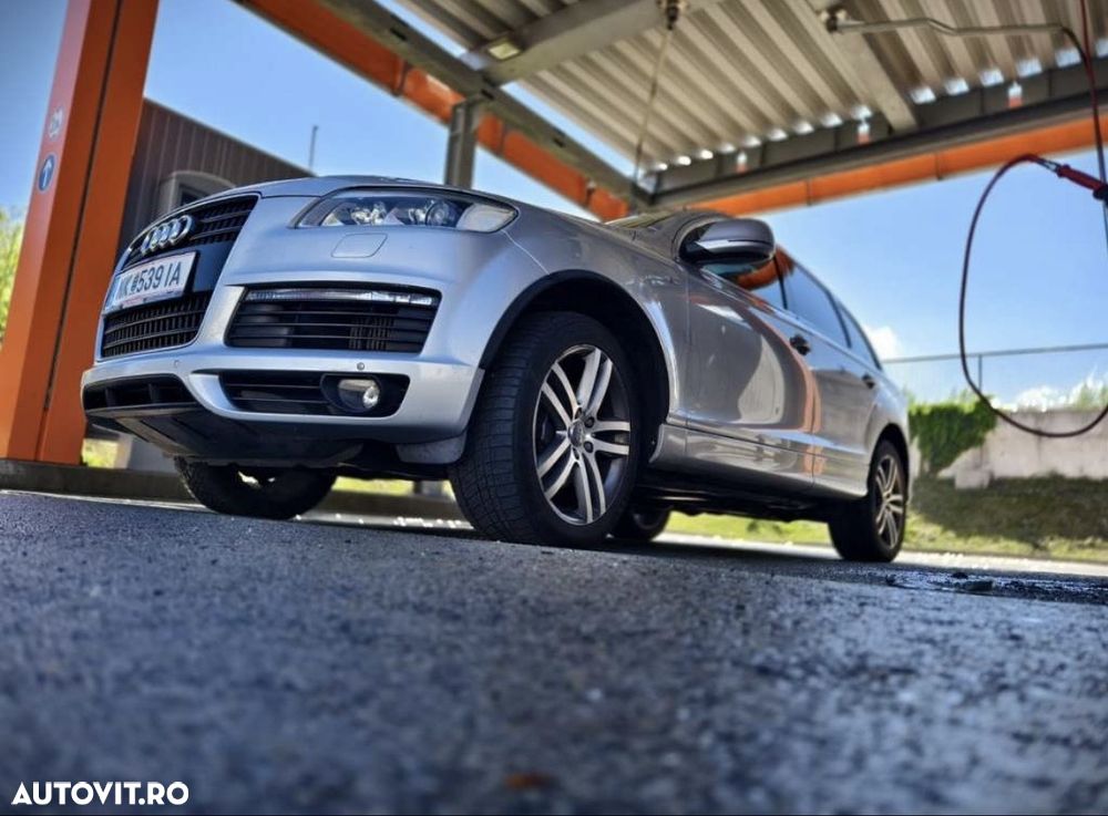 Audi Q7 - 4