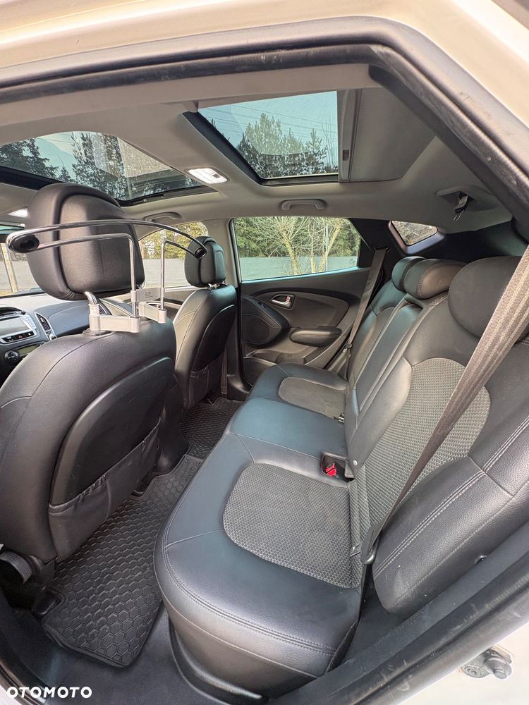 Hyundai ix35 2.0 4WD Automatik Premium - 10