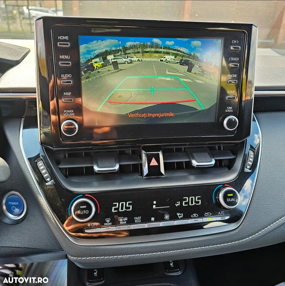 Toyota Corolla 1.8 HSD Dynamic - 22