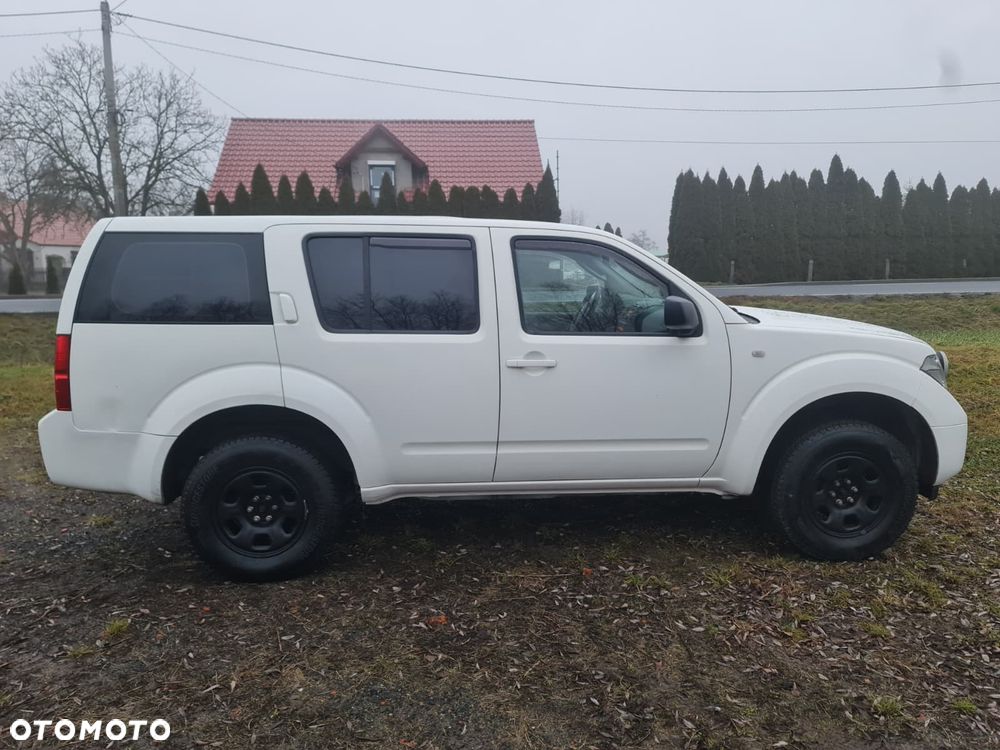 Nissan Pathfinder 2.5 DCi Comfort - 3
