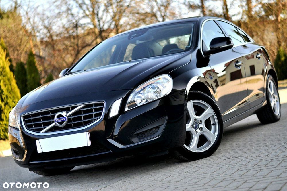 Volvo S60 D3 Geartronic Momentum - 3