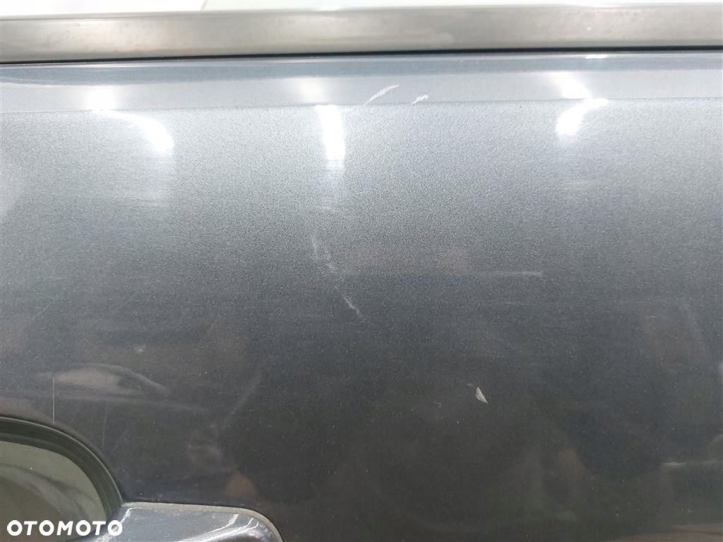 Drzwi tylne prawe tył Ford Focus Mk2 LAK:Magnum Grey 2004-2011 HB 5 DRZWI - 5